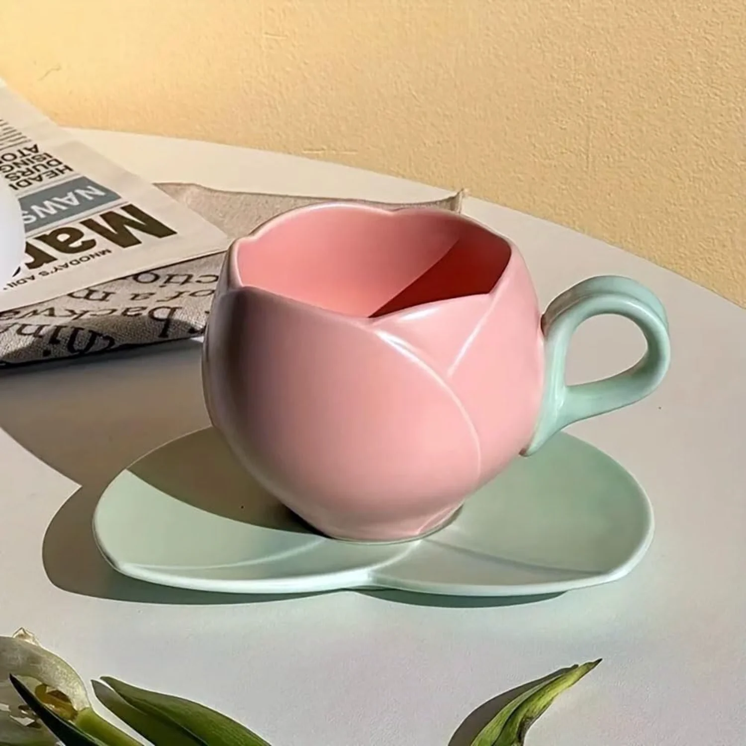 Creative  Ceramic Coffee Mug Set Cute  Flower Coffee Mugs with Leaf Coaster  Coffee Cup Tea Cups and Saucers 10 oz/300 ml Tea Cu