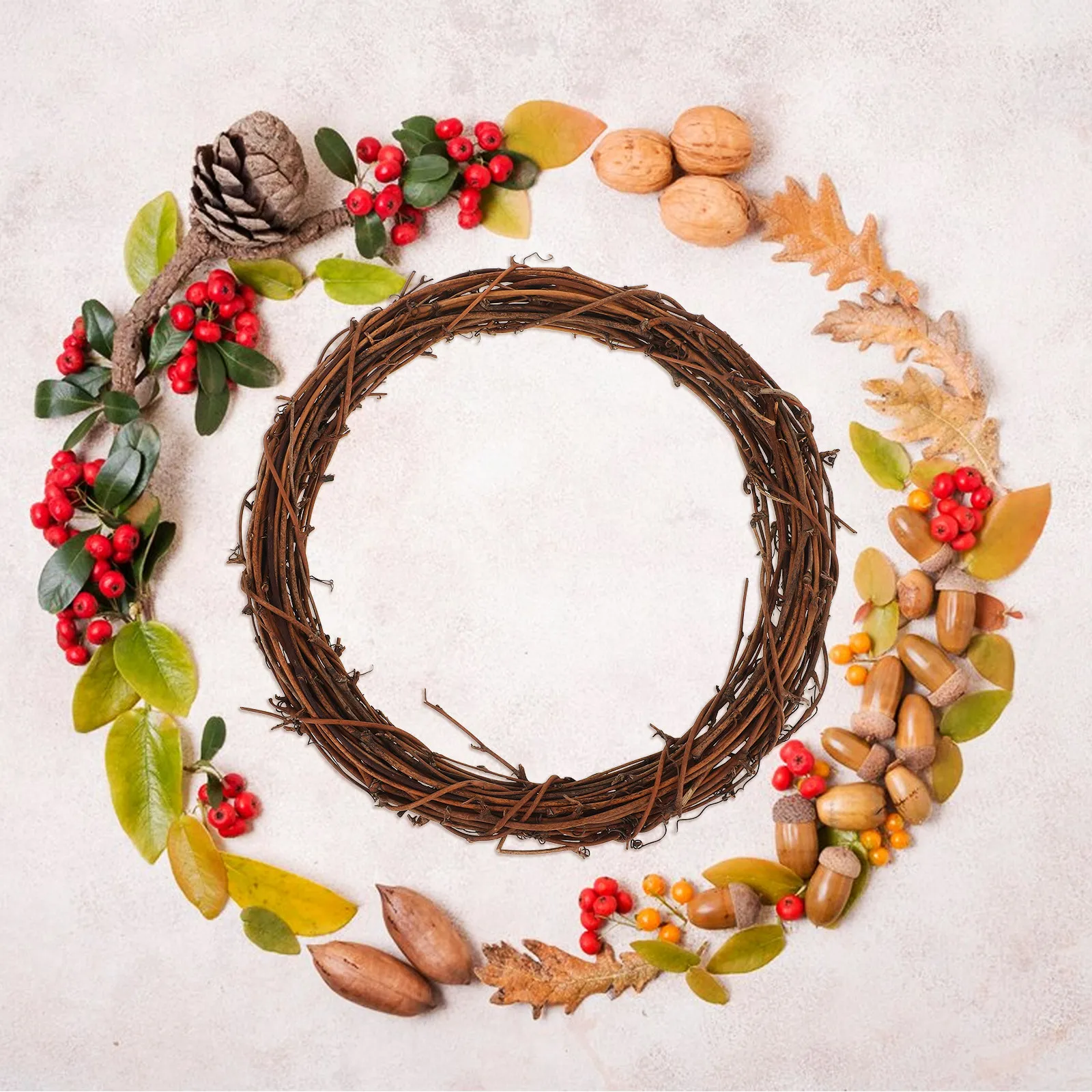 Handwoven Natural Rattan Wreath Frame Rough Circle Floral Wreath for DIY Crafting Hanging Decoration Supplies DIY Rattan Ring