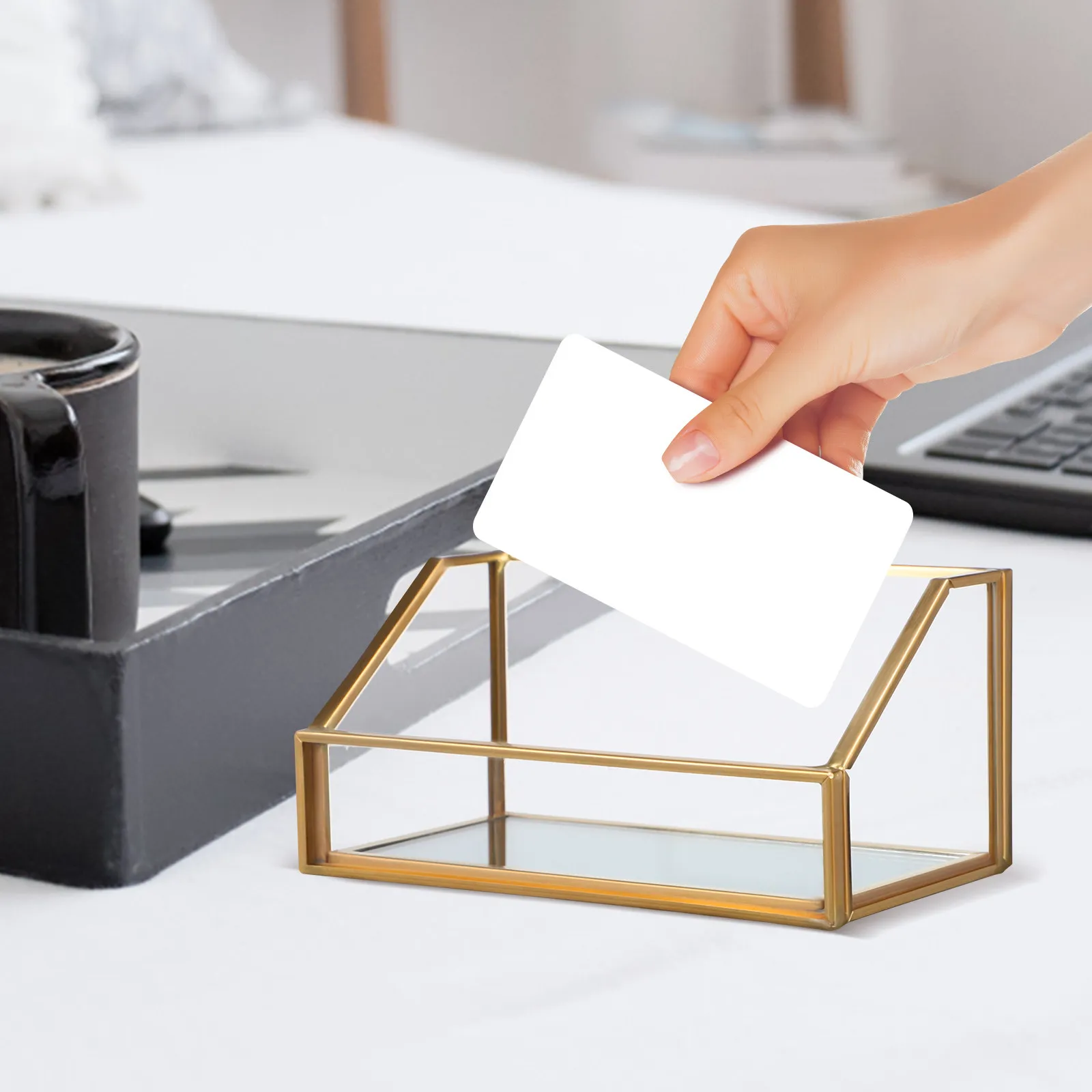 Business Card Holder Glass and Brass Material Elegant Transparent Display Stand Desktop Cards Organizer Business Card Holder