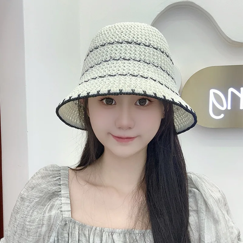 Women's Summer Fashion Rainbow-coloured Straw Hat Temperament with The Beach Sunscreen Sun Hat Breathable Holiday Sun Hat