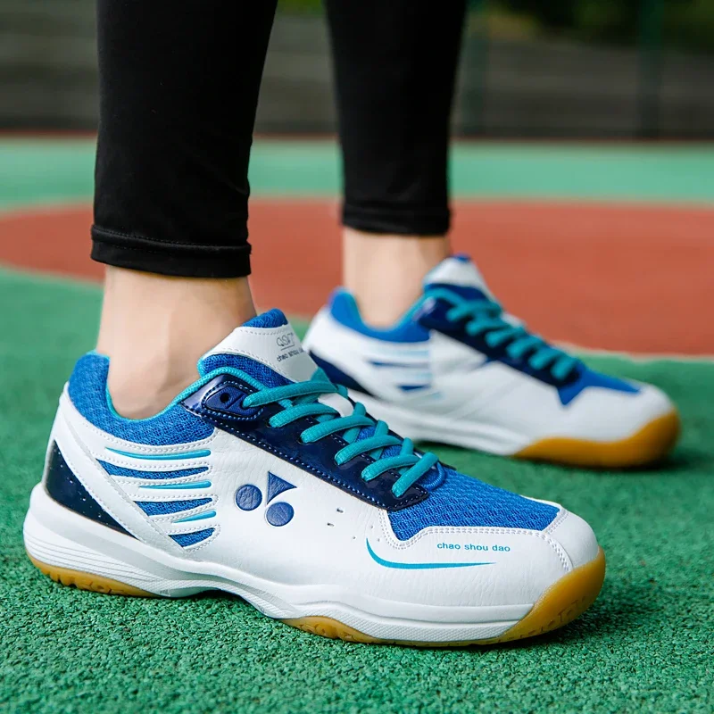 

Men Badminton Shoes Outdoor Sneakers Gym Tennis Trainers Volleyball Table Tennis Sneakers Casual Lace Up Sports Shoes Couple 44