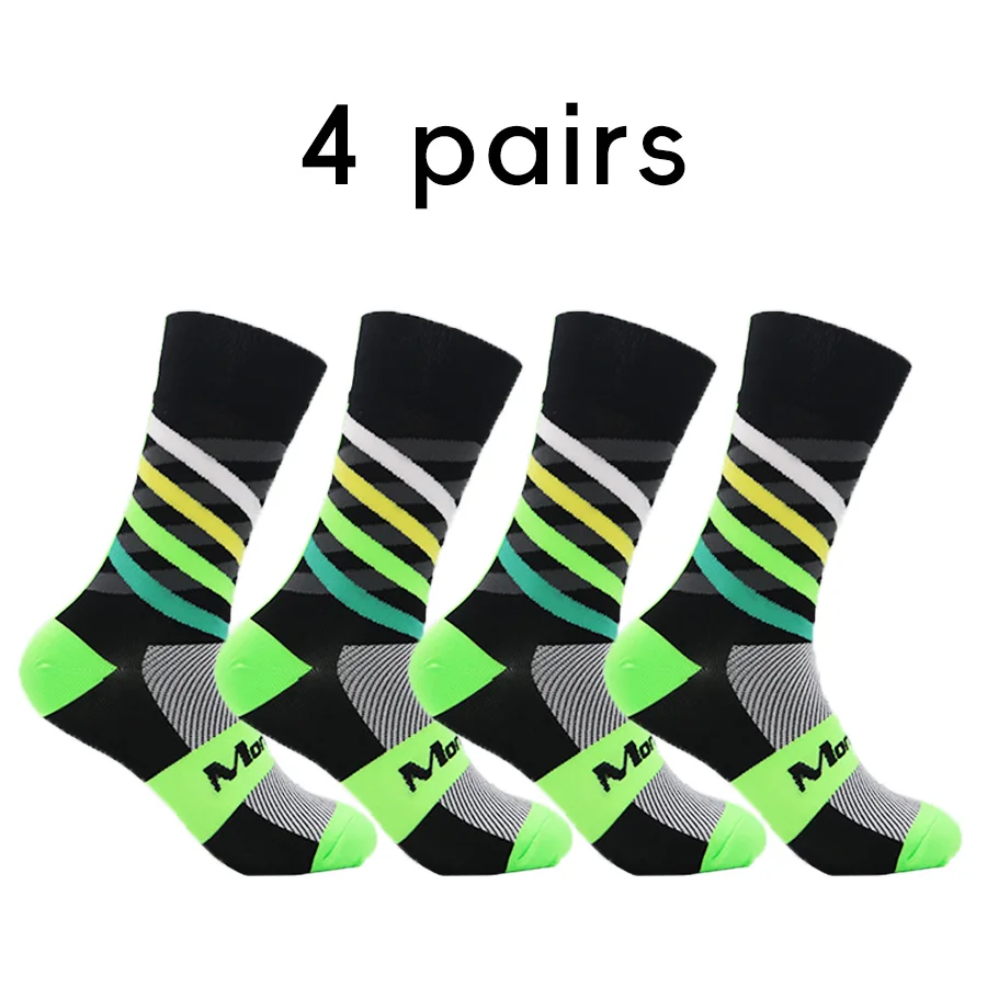 4 Pairs Outdoor waterproof socks that absorb sweat and are breathable for mountaineering, camping, cycling, and skiing