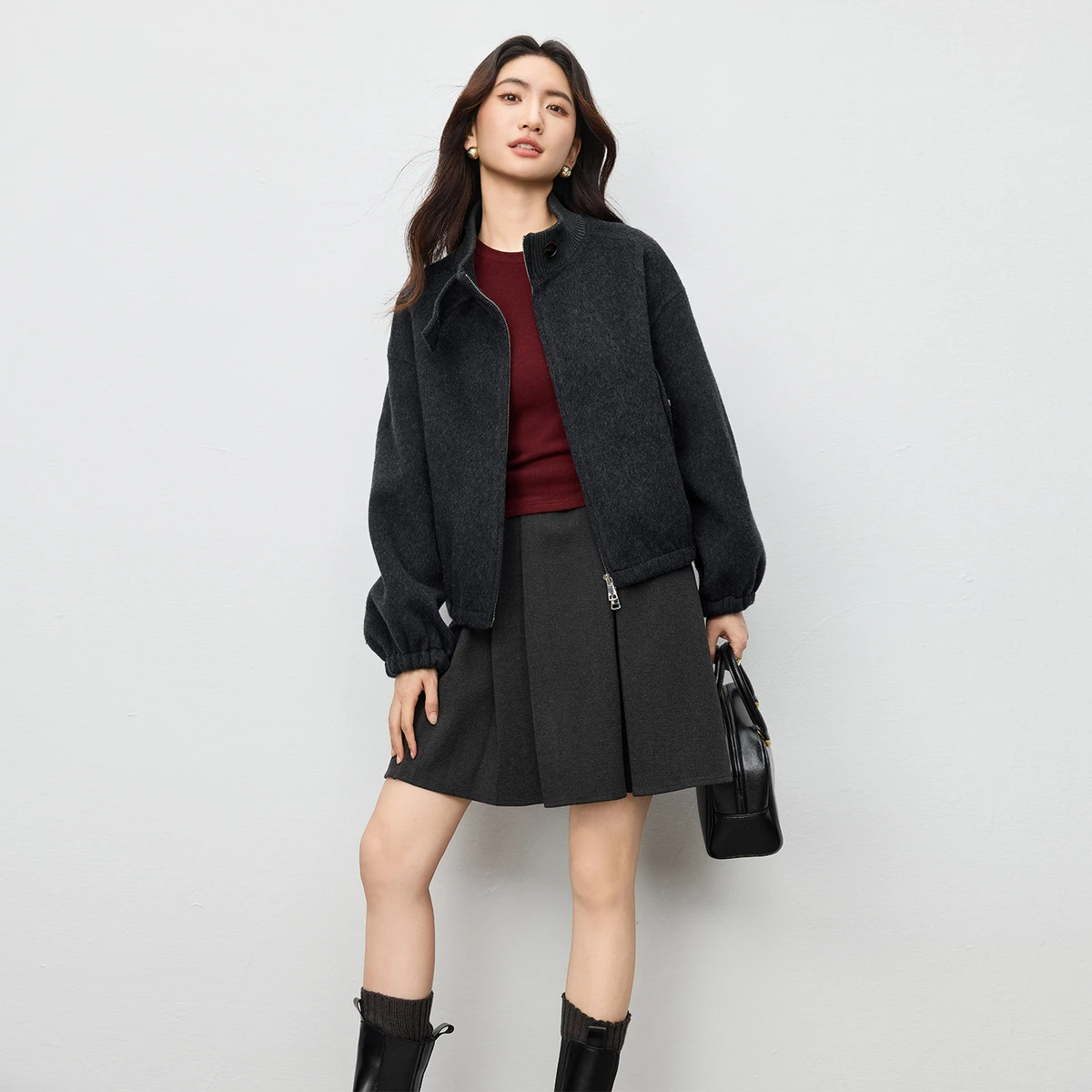 SENTUBILA Women's Loose Jackets 2025 Autumn Winter New Solid Stand Collar Short Coats Warm Casual Commute Female Tops W54OG8774