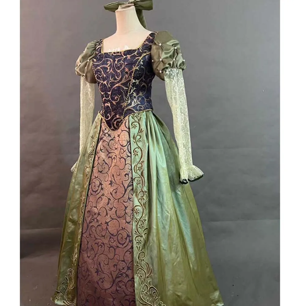 

New Arrival Belle Princess Luxury Embroidery Cosplay Costume Library Dress For Women Halloween Party Custom Made Costumes