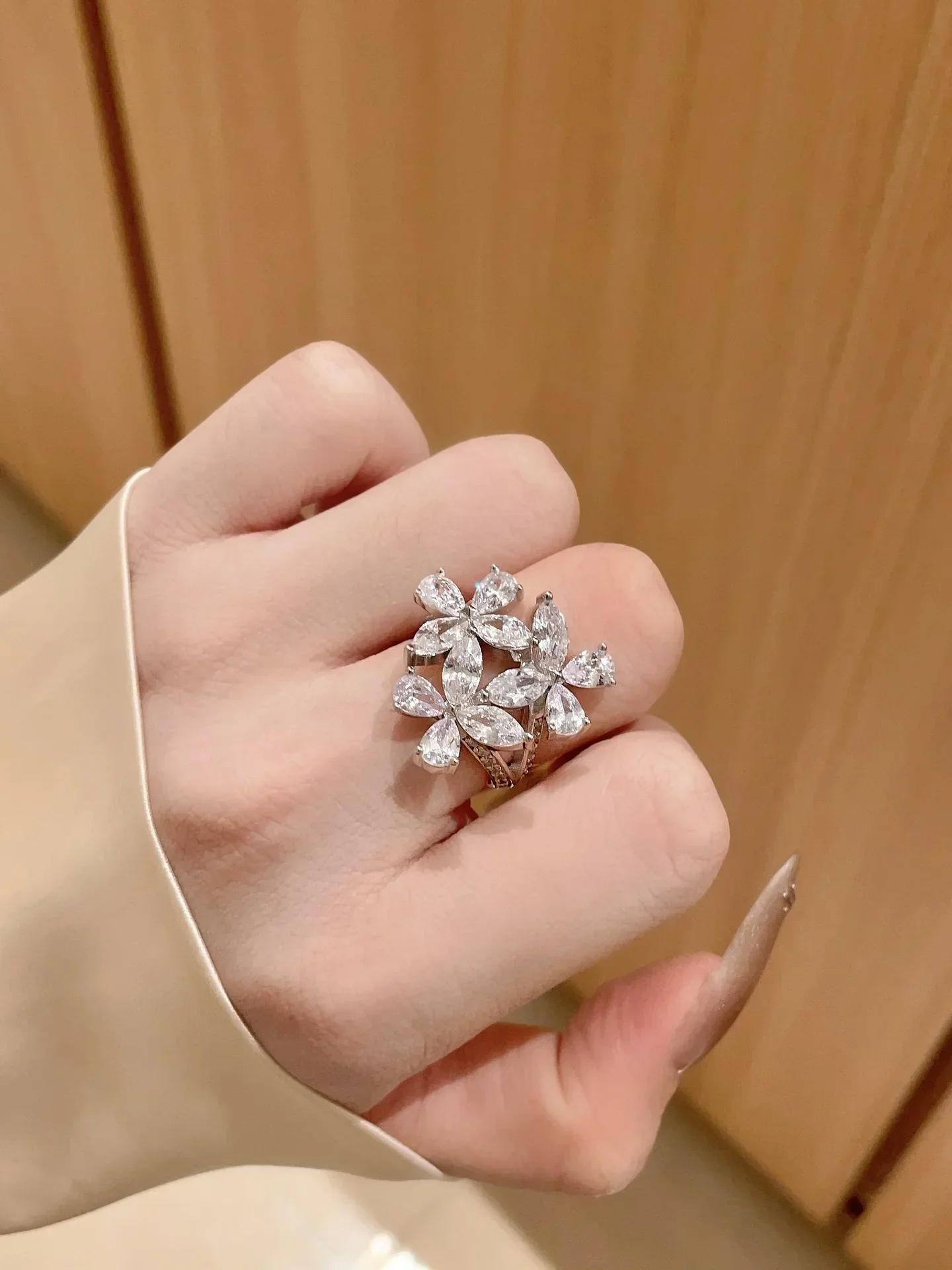 Butterfly Diamond Ring Full Body 925 Pure Silver Thick Gold Electroplating Wear resistant Color Preserving No Chemical Element