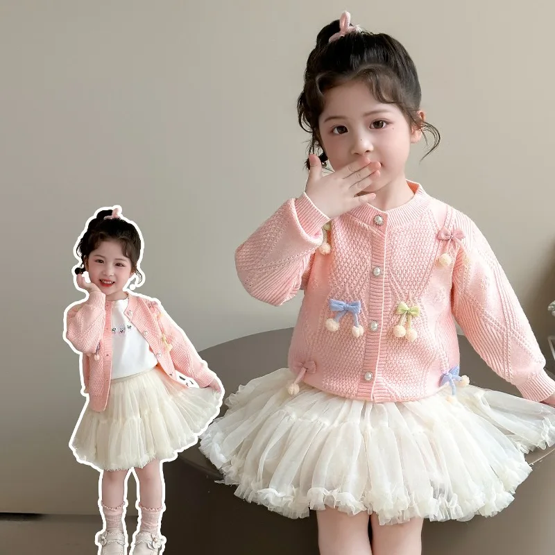 

Girls' Ball Knitted Cardigan Autumn/Winter 2025 New Children's Korean Edition Fashion Little Girls' Elegant Cardigan Top