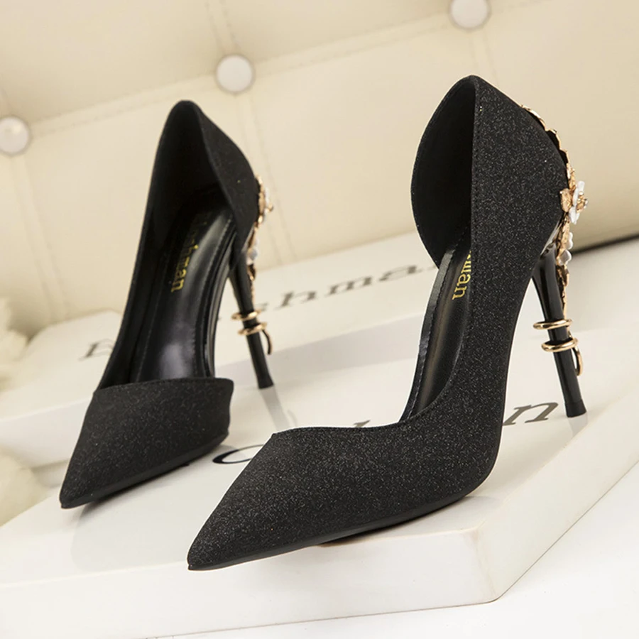 2024 New Sequined Cloth Hollow Women Pumps Black White Sexy Metal Flower High Heels Pointy Toe Wedding Spring Ladies Shoes Dress