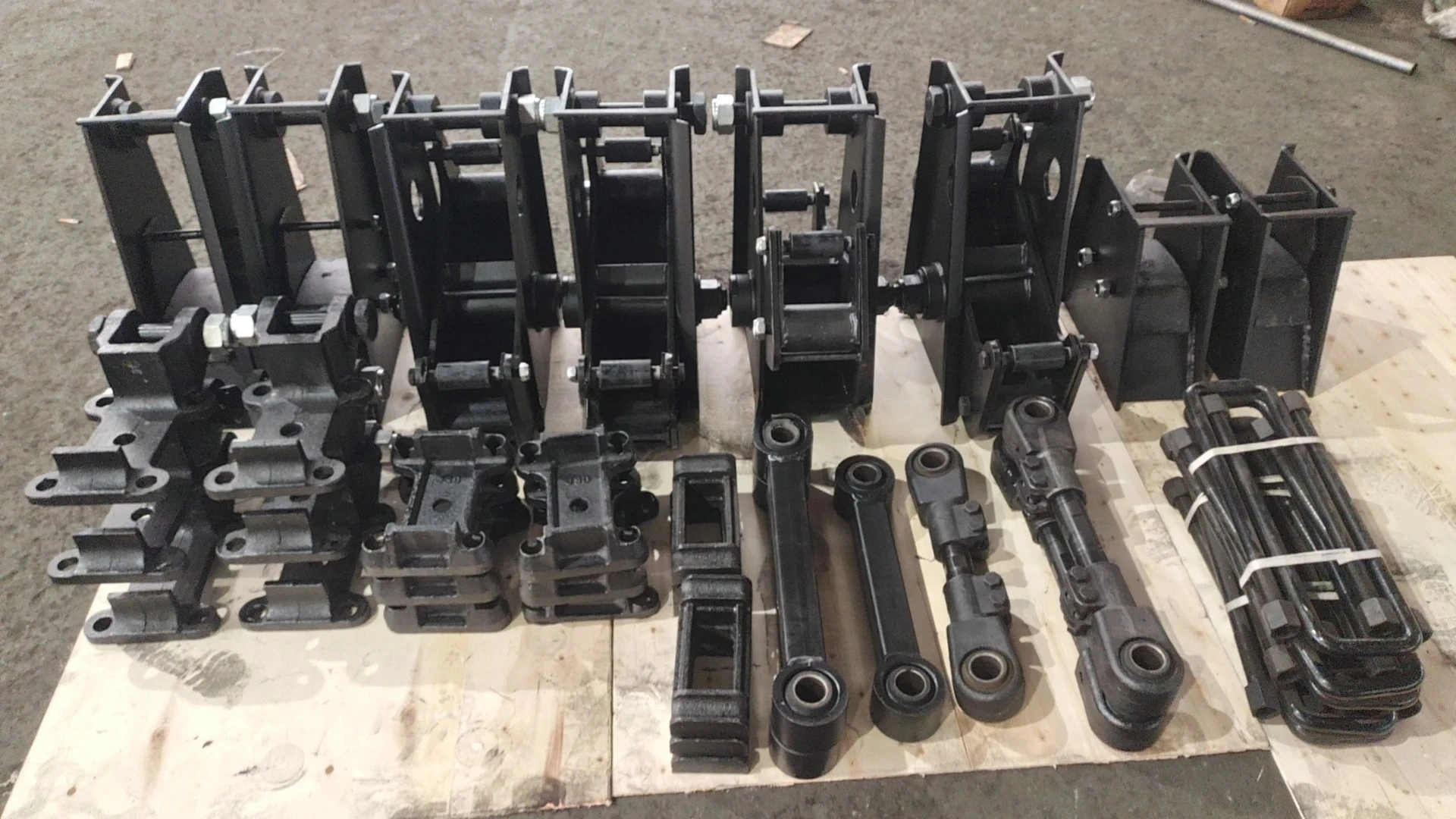 Suspension Trailer Parts Kit Customized Color Logo OEM Manufacturer's Year-End Promotion New Shengda 2 3 Axle German