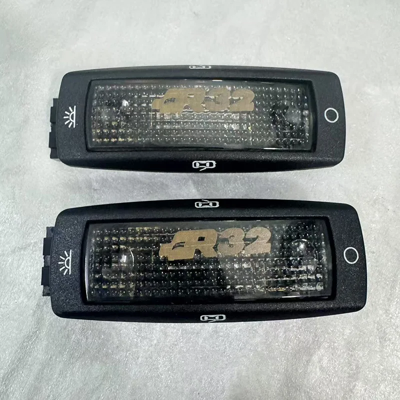 

Black Interior Reading light Dome lamp Rear For VW Golf MK4 Bora Passat B5 1998-2005 Beetle 1999-2010