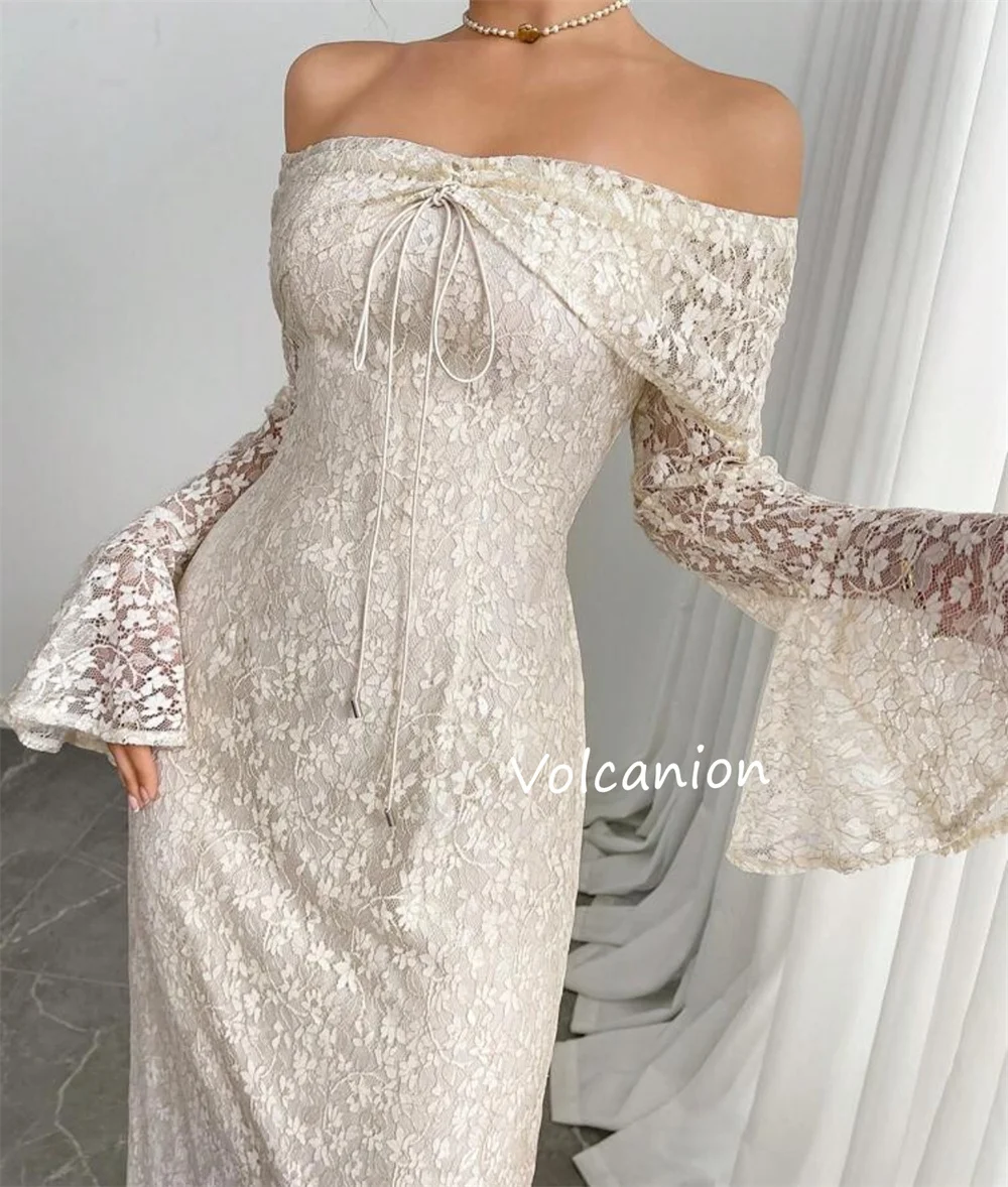 تخصيص الشريط الطية خارج على الكتف ألف خط فساتين متوسطة الطول مناسبة مخصصة الرجعية رائعة جودة عالية