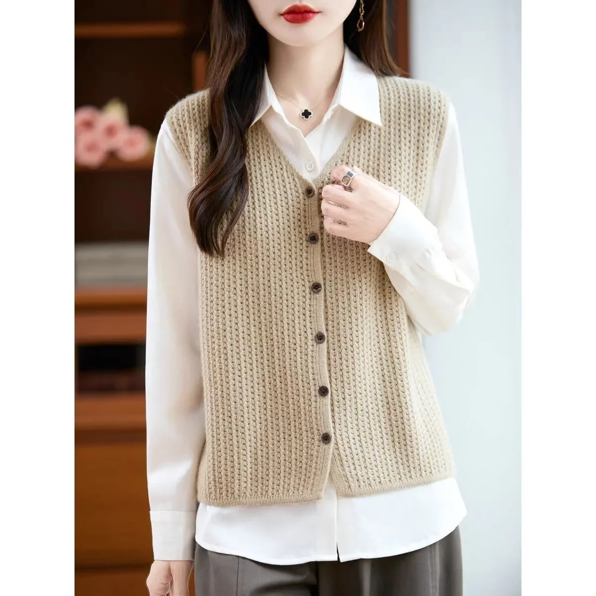 ملابس خارجية جديدة بدون أكمام سترة نسائية محبوكة سترة سوداء على شكل حرف v سترة متماسكة سترة نسائية سترات De Mujer Q1641 #2