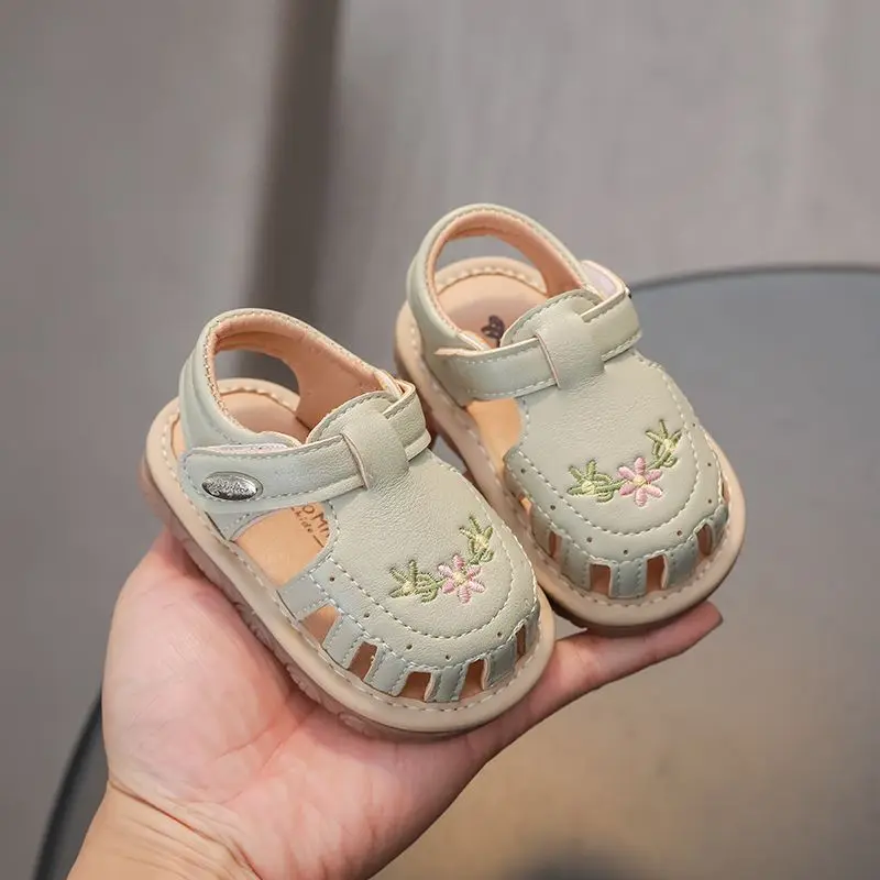 

Summer New Squeaky Sandals Soft Sole Baby Toddler Princess Closed Toe Shoes for Girls 0-2 Years