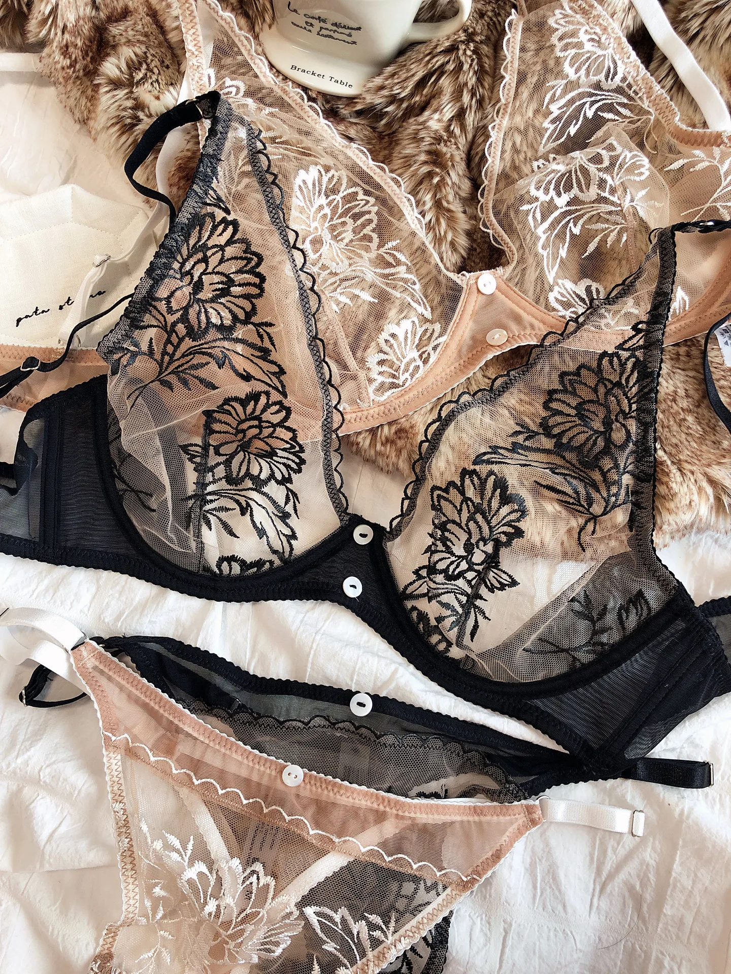 French Sexy Ultra Thin Women U - огляд і ціна Lace Bralette Set