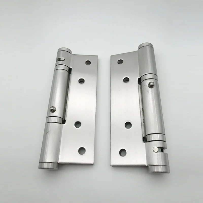 Dobradiças de porta dobráveis com rolamento de esferas, 2 peças, borboleta, fechamento automático, aço inoxidável, ajustável, mola de madeira, dobradiça