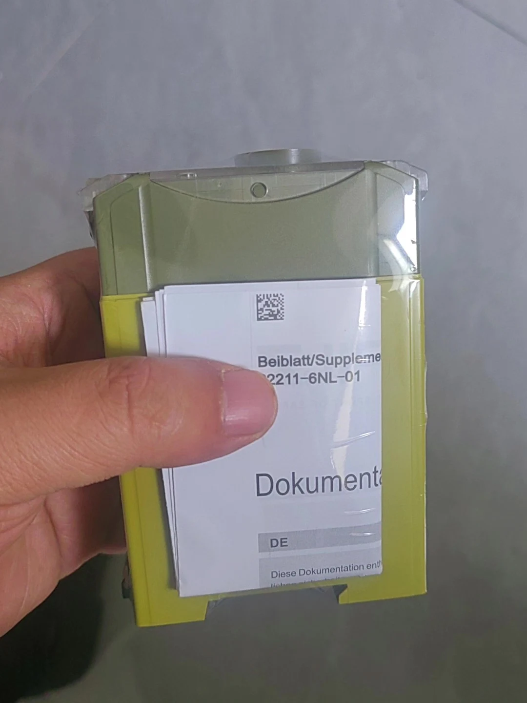 PILZ Pilz Safety Relay 482764 230VAC