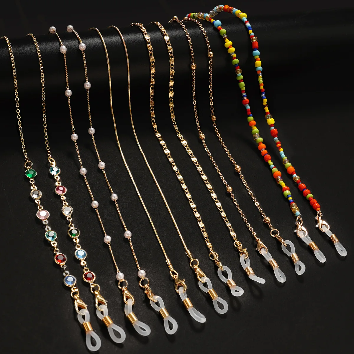 2026 New Sunglasses Masking Chains for Women Acrylic Pearl Crystal Eyeglasses Chains Lanyard Glass Fashion Jewelry Wholesale