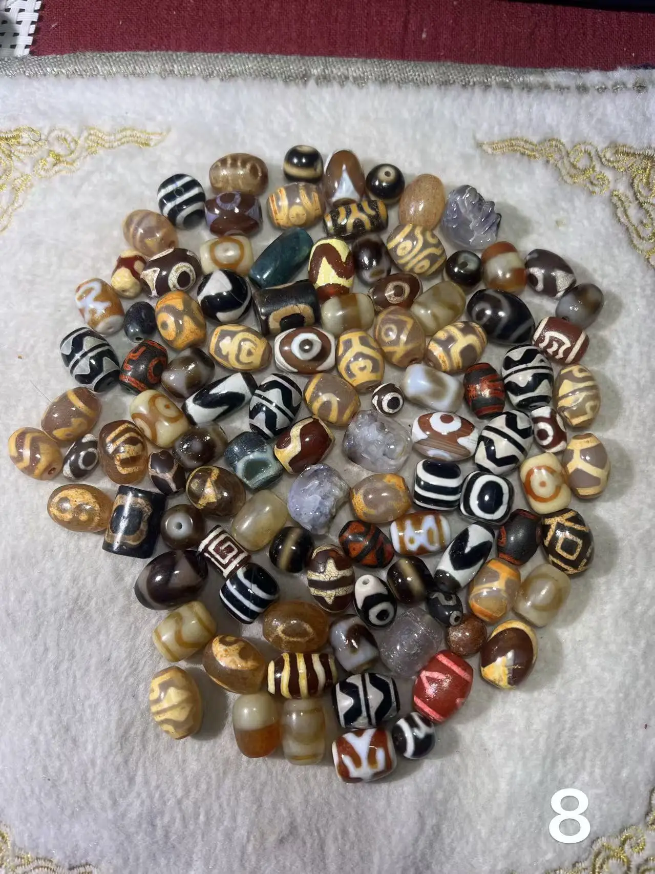 100pcs/lot natural old agate dzi variety of rare patterns weathering patterns men\'s women\'s styles DIY into necklace pendants