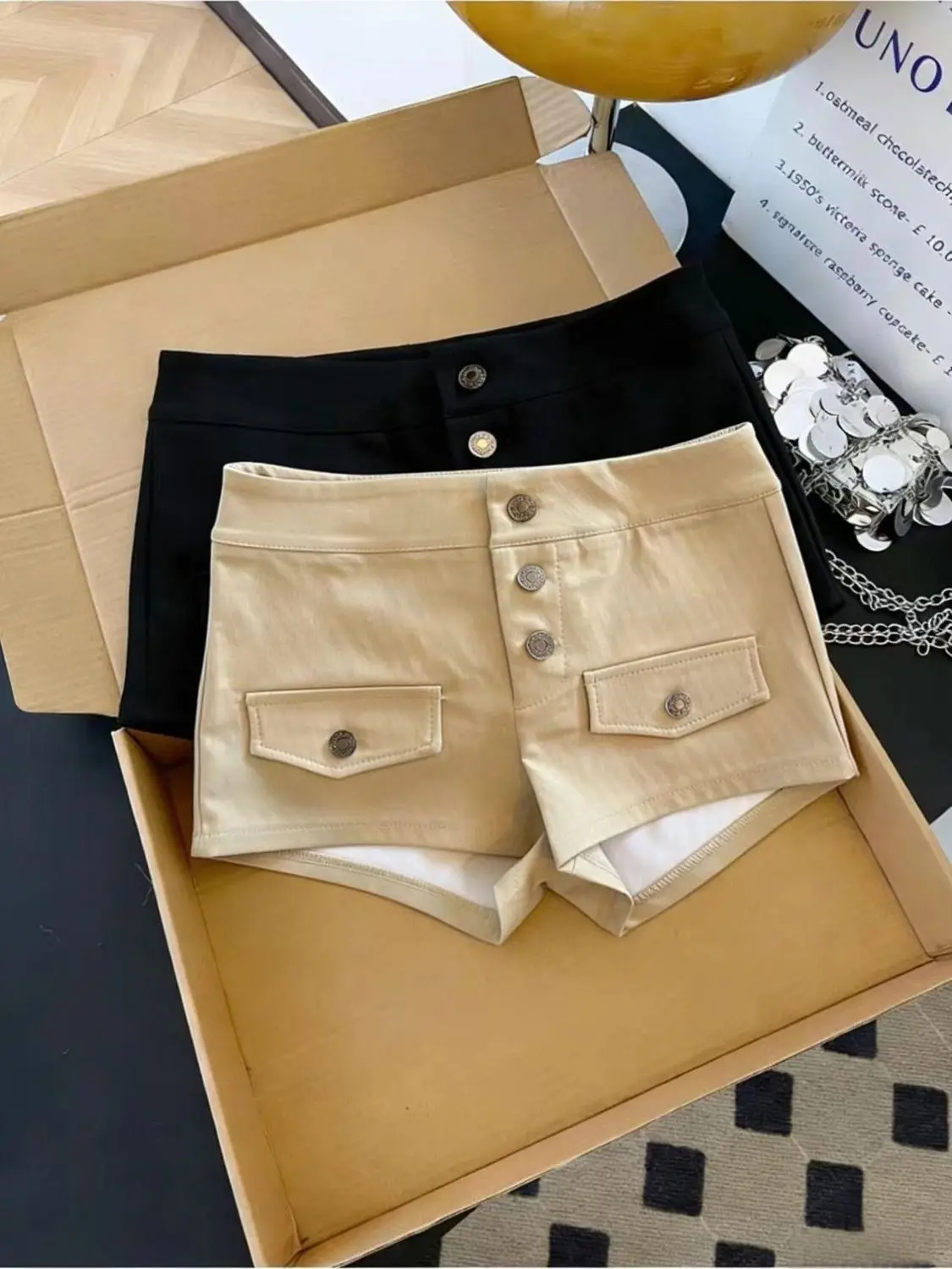 

Spice Girl Casual Hot Pants Women's Summer New Retro Low Waist Button Cargo Khaki Shorts