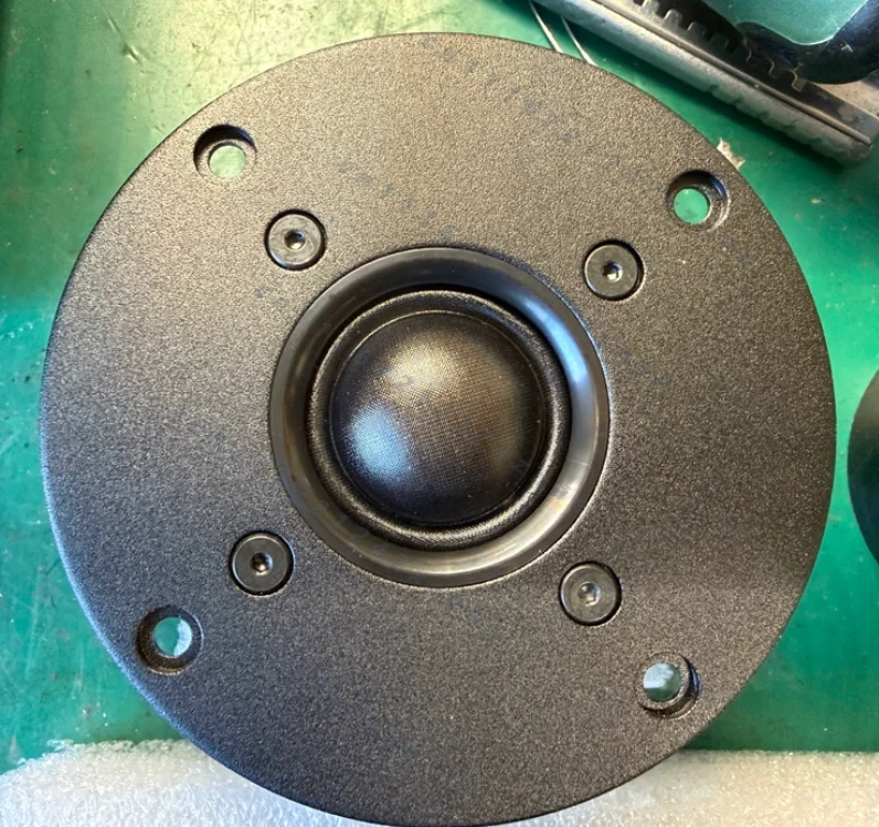 High pitched speaker unit speaker brand new original，D2905 9500 28 core 4-inch 104