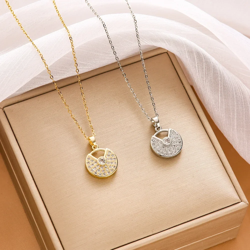 Подвеска из титановой стали, цепочка на ключицу — новейшее модное ожерелье с цыганской звездой для женщин в 2025 году.