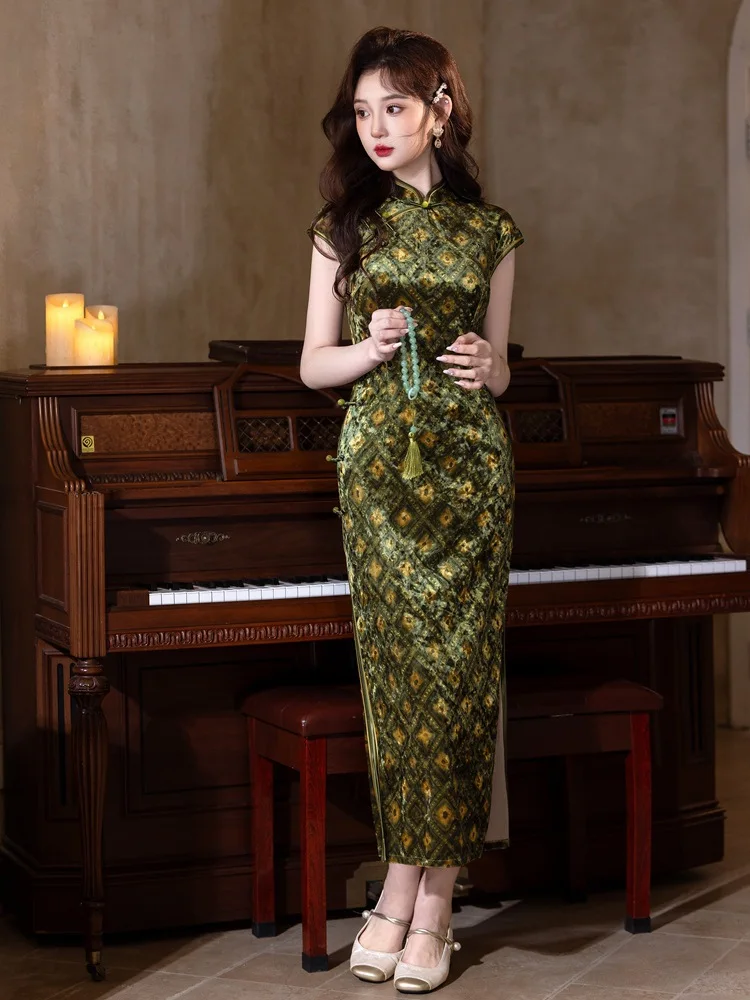 

Новое женское роскошное летнее ципао 2026 года: синее, без рукавов, в китайском стиле, улучшенный молодежный фасон, длинное, в стиле чонсам