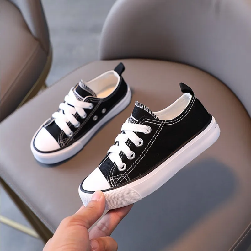 Children's Shoes Girls' Fashion Canvas Shoes 2025 Spring New Boys' Soft Sole Comfortable Casual Shoes Parent Child Board Shoes S