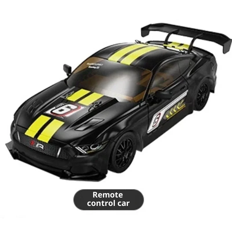 Auto telecomandata ad alta velocità KF28 Proporzione completa 1:16 a quattro ruote motrici Driftable Racing Competition Toy GTR Modello fuoristrada