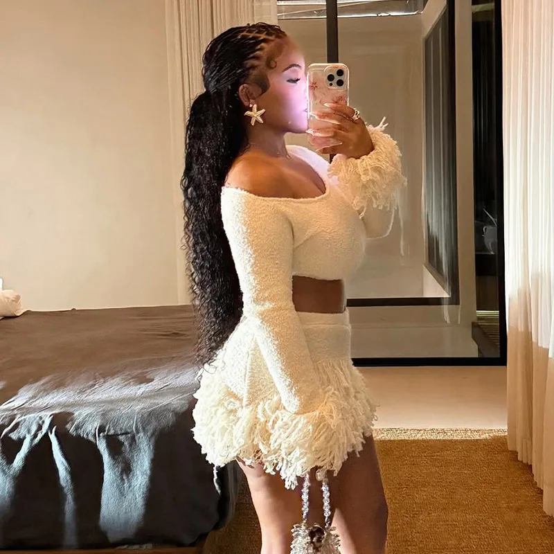 شقيقة ستار البدلة موضة الفرنسية متماسكة مثير خارج الكتف كم طويل موضة شرابة تنورة قصيرة ملهى ليلي حفلة قطعتين الزي