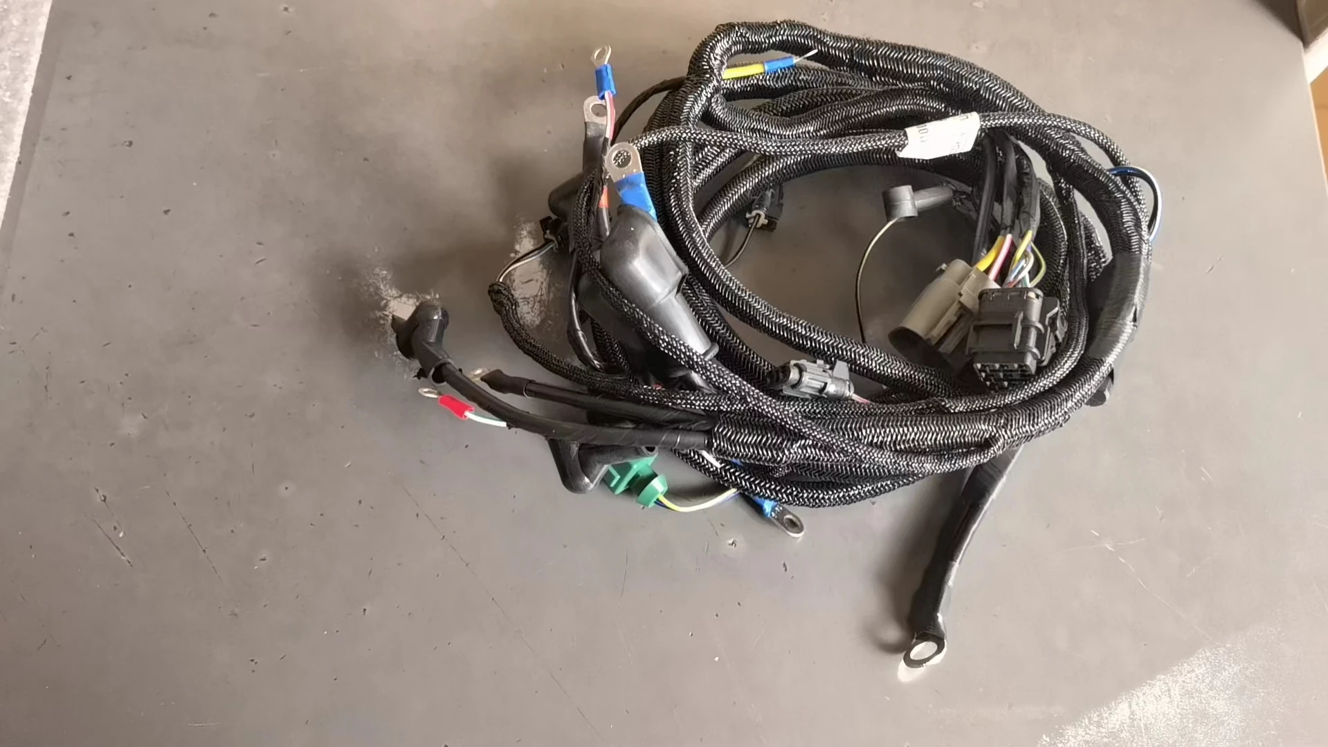 Cabo K1001398B do chicote de fiação do motor da escavadeira para Doosan DX225LCA DX220A Peça de reposição para reparo de máquinas de construção de escavadeira