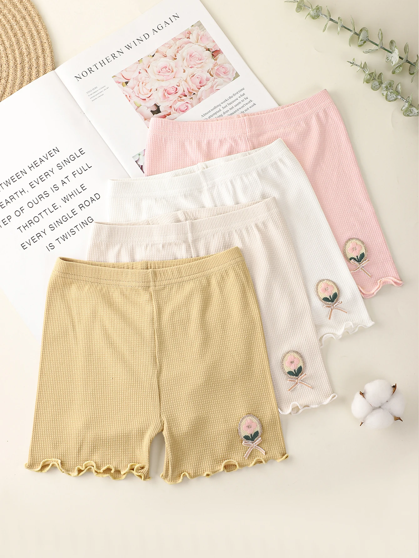 4 pieces for girls cute Solid color flowers Summer leggings Embroidery Waffle leggings Summer thin wooden ear edge safety pants