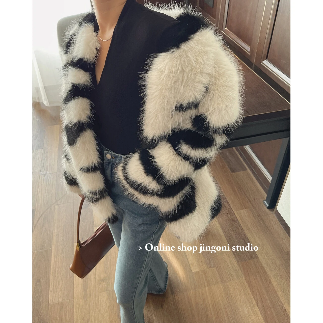 

2022 Women Plaid Zebra Faux Fur Teddy Jackets Blazers Trench Coats Y2k Clothes Parkas Winter New Oem Stylish Cardigans Tops Warm