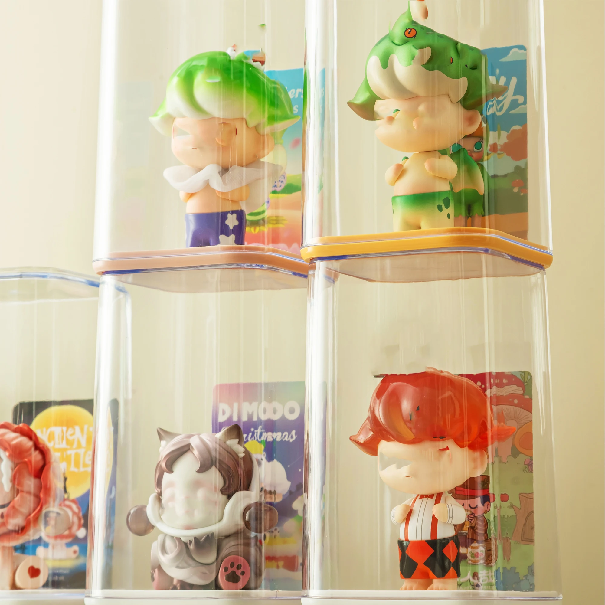 1 set of 4 transparent plastic stackable display cases for collectible figures, doll blind box, and figure storage box 360 ° Transparent Desktop Dustproof Multi-Purpose Collectible Display Storage Box