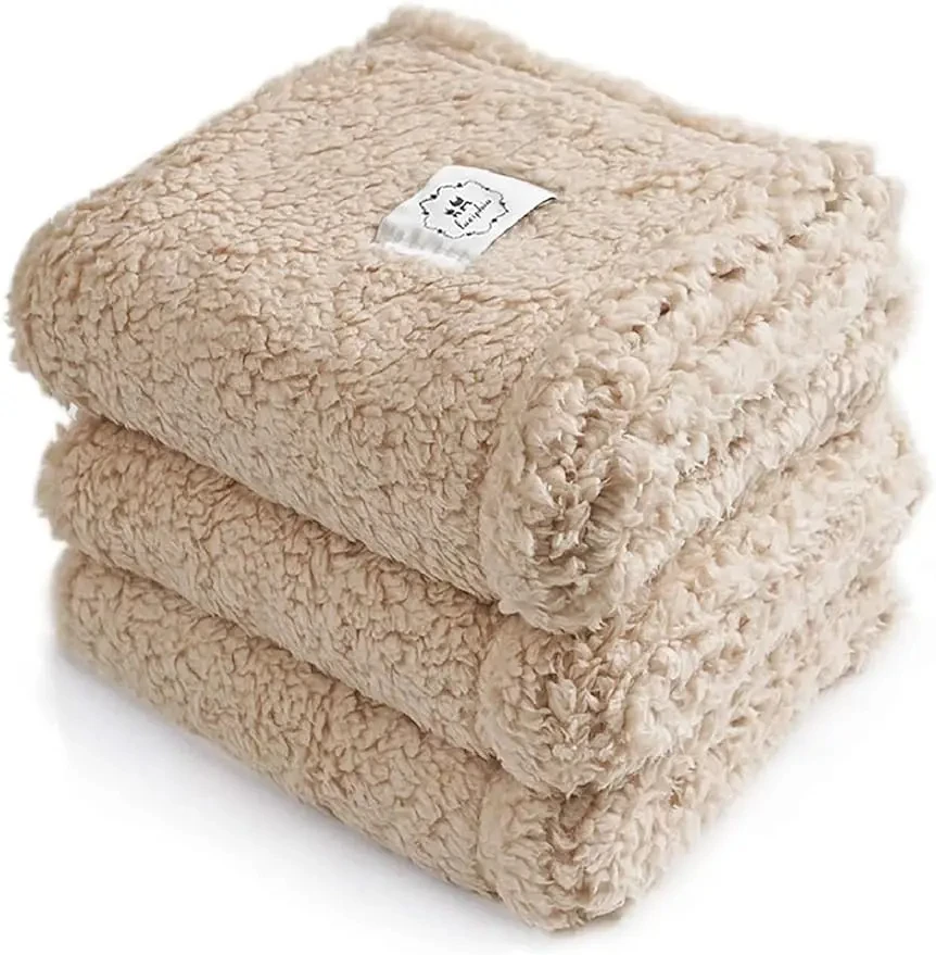 1pcs Calming Blankets Fluffy Premium Fleece Pet Blanket Soft Sherpa Throw for Dog Puppy Cat Beige Bed Sheet Free Shipping