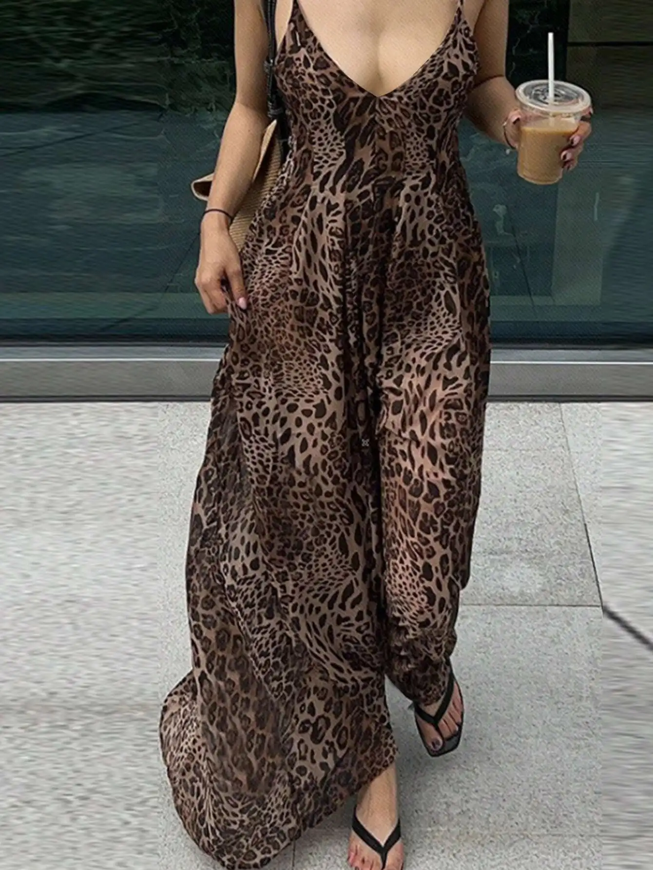 

Women's Leopard Print Spaghetti Strap V-Neck Maxi Dress, Loose Fit, Summer Vacation Style