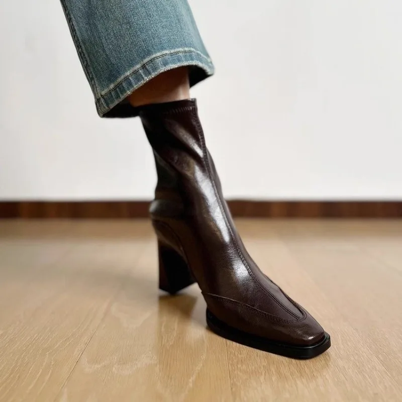 حذاء بكعب عريض أنيق بمقدمة مربعة وسحاب خلفي ونعل ناعم وكعب عالٍ نحيف مقاوم للانزلاق ومقاوم للاهتراء #4