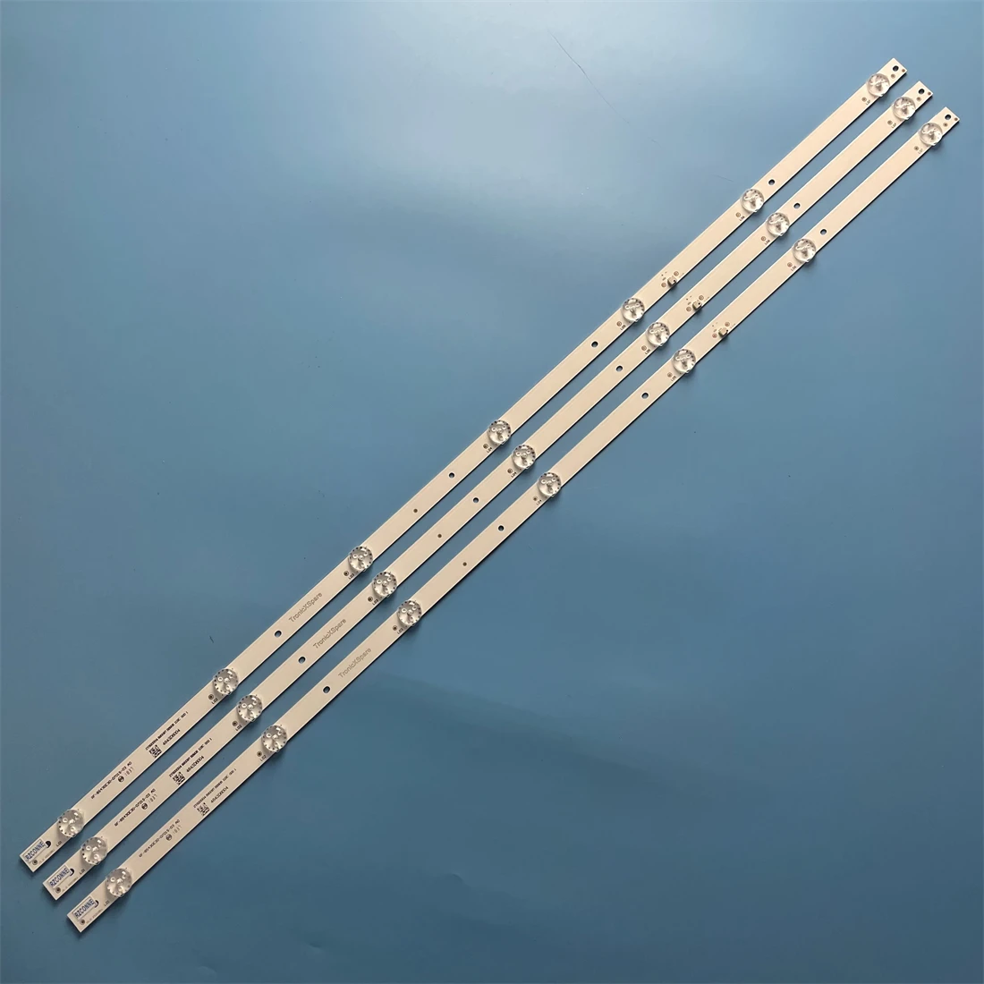 

LED Backlight strip 7 lamp for H-LED43ES5004 REB-LE43DS5500 RF-BS430E30-0701S-03