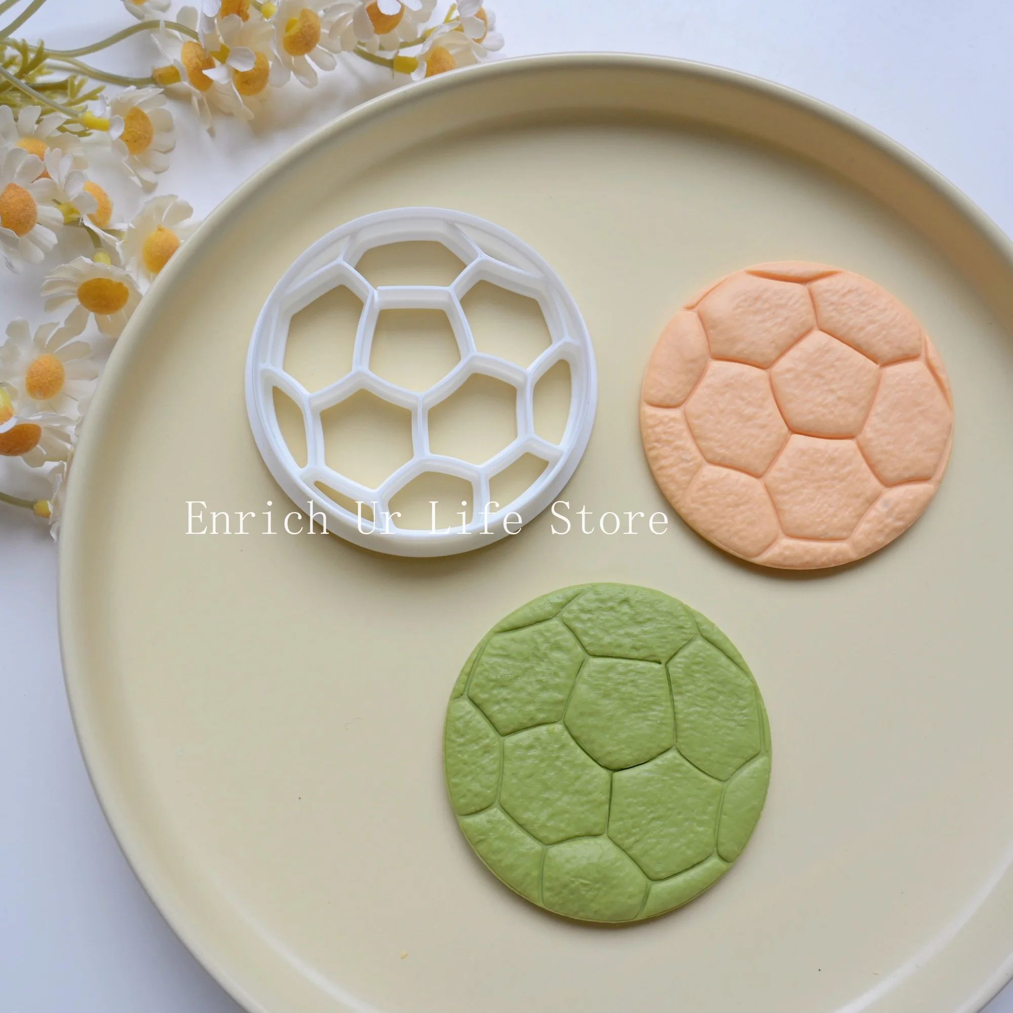 Football Shape Cookie Cutter Football Fondant Biscuits Cutter Chocolates Mold for Kitchen Cake Decorating Tools