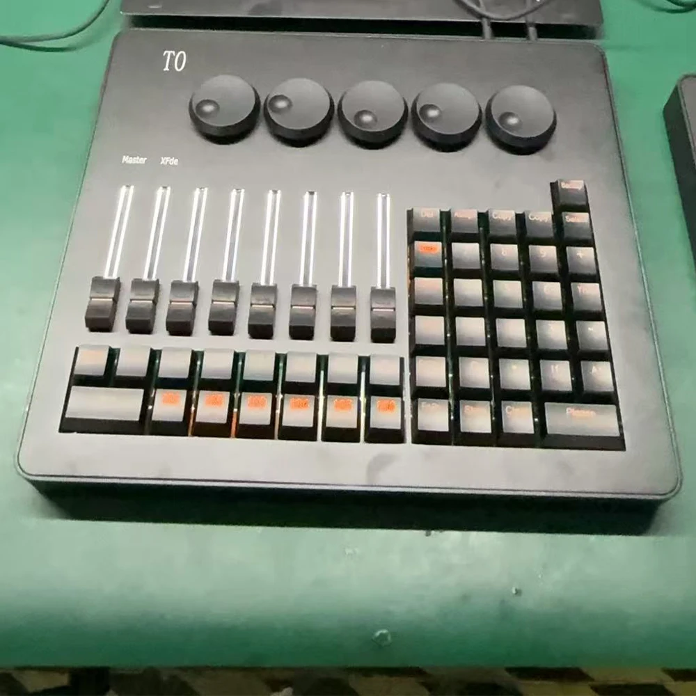 Mini T0 Command Wing DMX Konsole DJ Lighting Controller RGB Light Strip Fader mit 5 Encodern für MA2 Software Stage Light Show