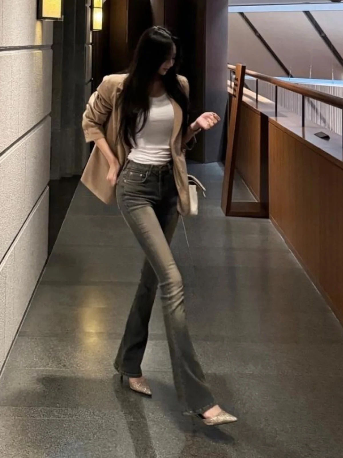 

GUSE High Waist Wide Leg Jeans Casual Sle Stone Waed Denim Pants Autumn 2024 New Arrival Blue Color Anti-Wrinkle Maintaining