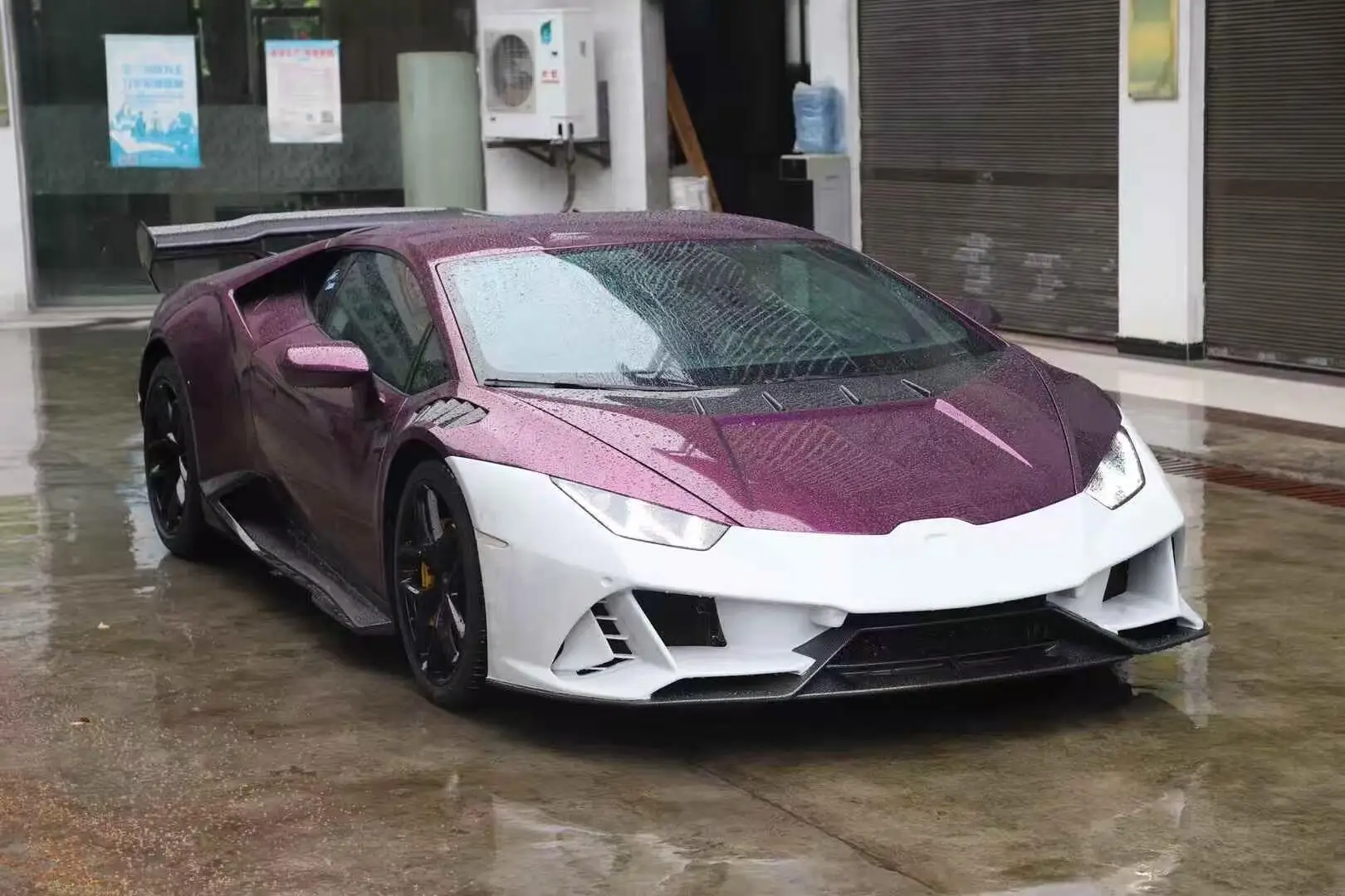 High-end Body Kit CustomizationFor Huracan LP580 LP610 Upgrade Body Kit EVO Spyder Style Carbon Fiber Bumper Exhaust Spoiler Ful