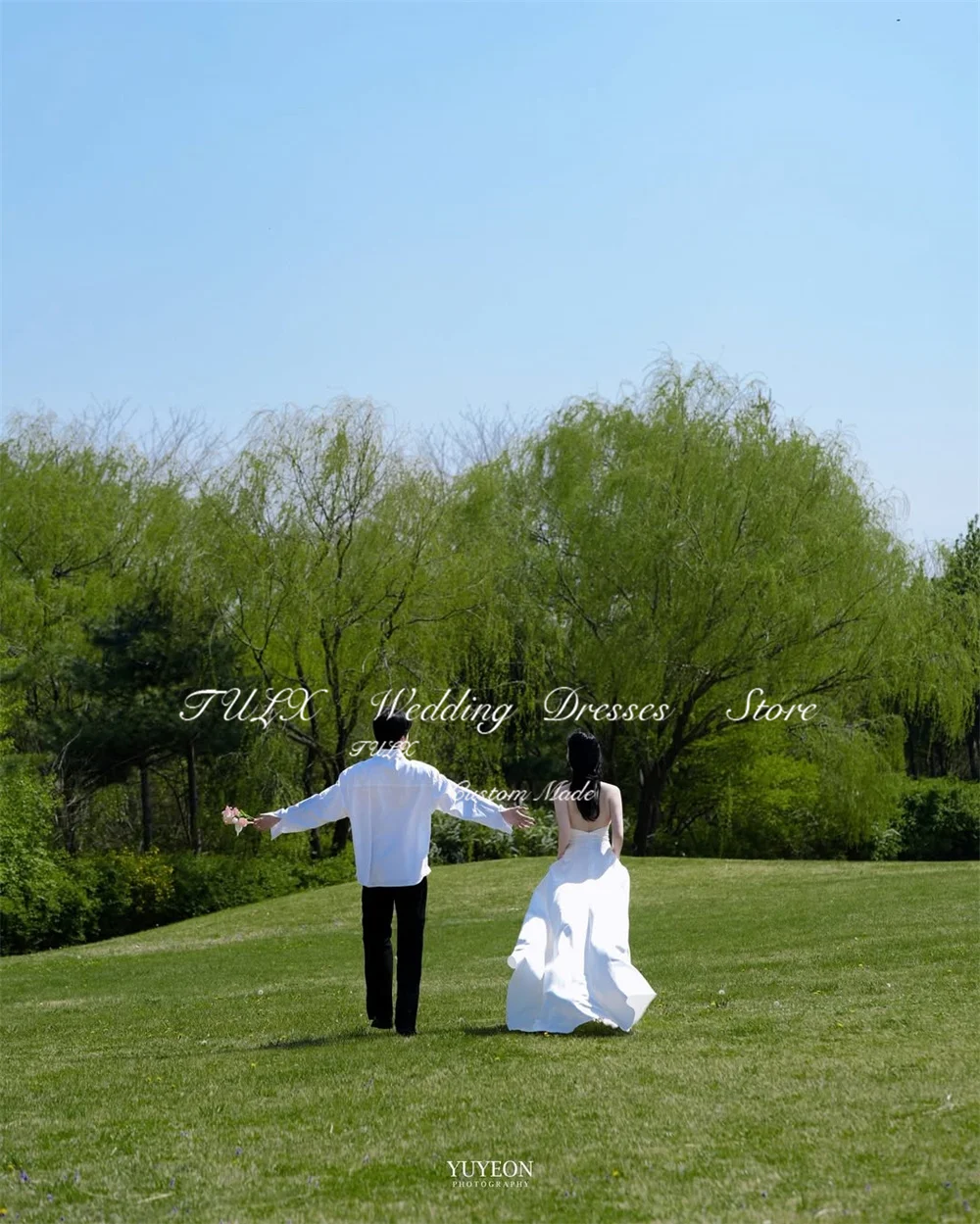 TULX Elegante ivoorkleurige satijnen trouwjurk Korea Fotoshoot V-hals Mouwloos korset Bruidsjurken Vloerlengte ienia Singapur Özelleştirilmiş