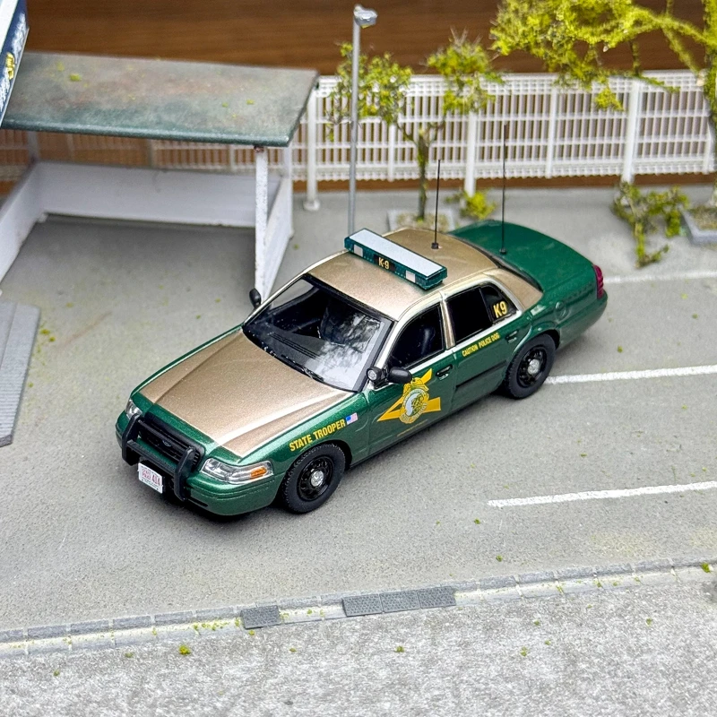 In stock 1: 64 new CV model, Victoria NHSP model, New Hampshire State Police K-9, alloy static car model, limited edition, gift