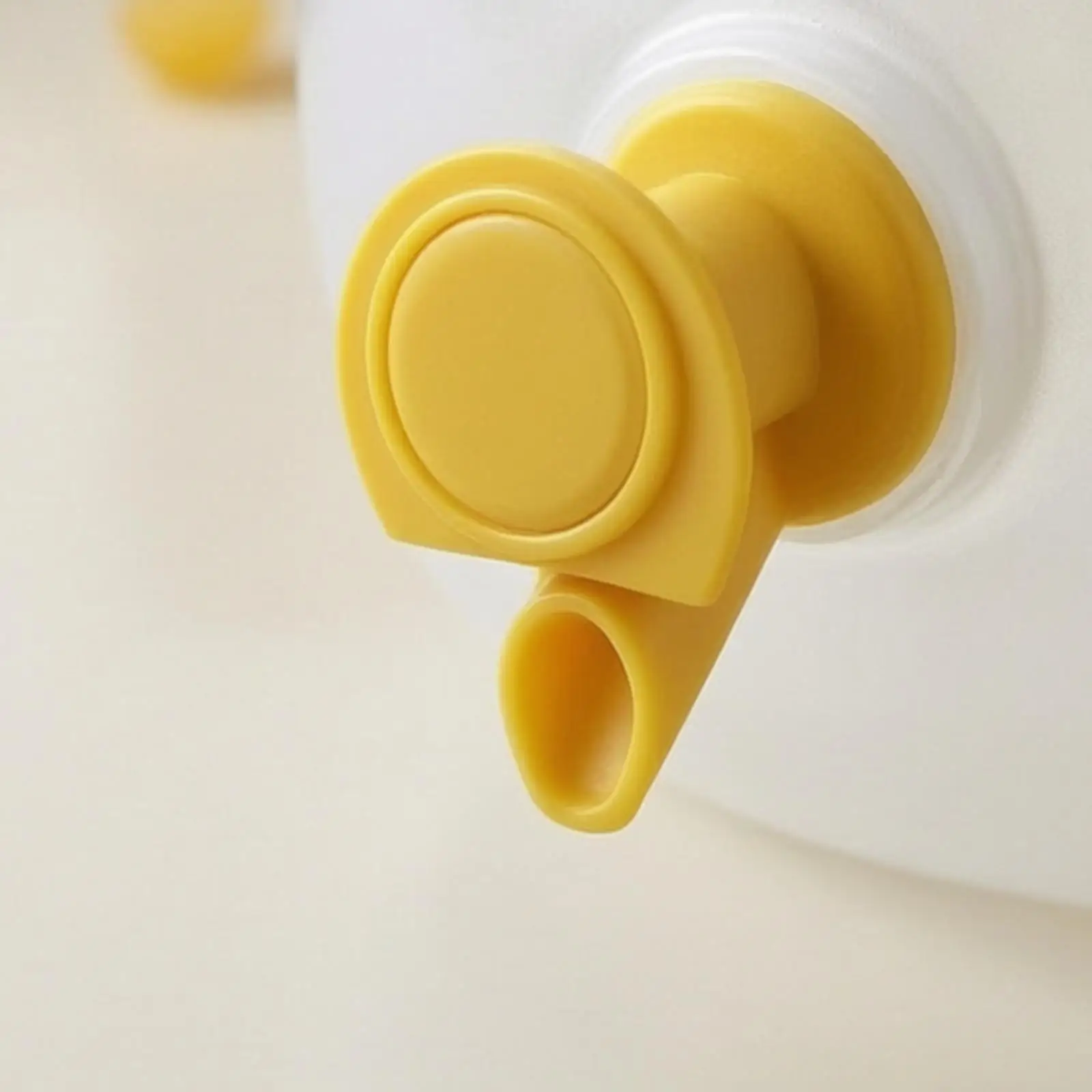 Water Dispenser with Spout Transparent Water Jug with Spout Portable Beverage Dispenser for Families, Kitchen, Camping, Patio