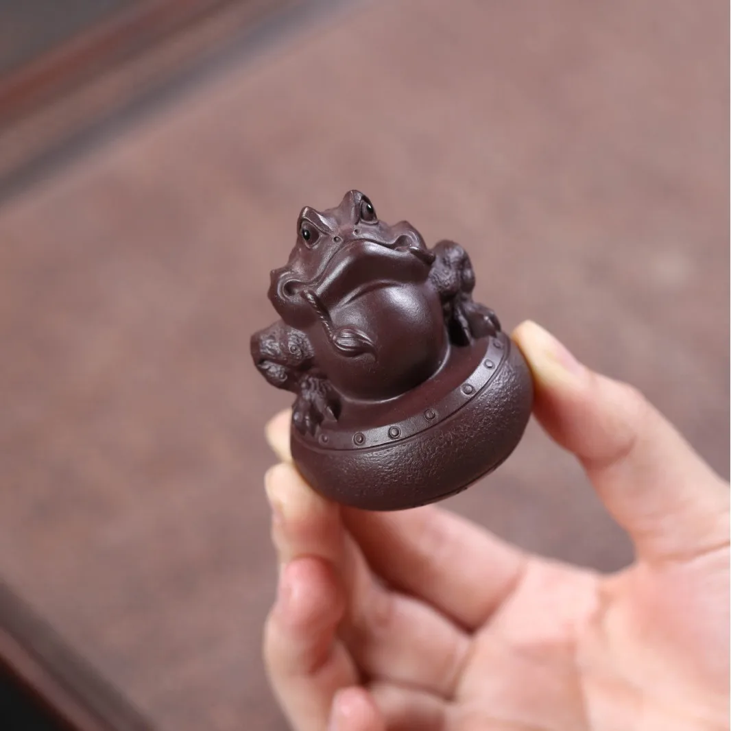 Purple Clay Pet, Fortune-Bringing Golden Toad, Handmade By Renowned Artist Liu Fengjun, Made From Natural Ore, Can Be Nurtured,