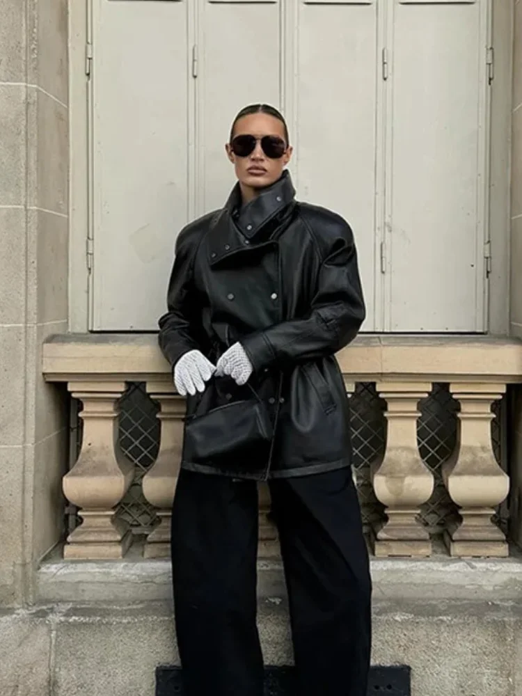 نساء موضة سترات من الجلد الأسود مزدوجة سليم صالح الوقوف طوق معطف 2025 الخريف شارع العليا وتتسابق جديد المرأة أبلى