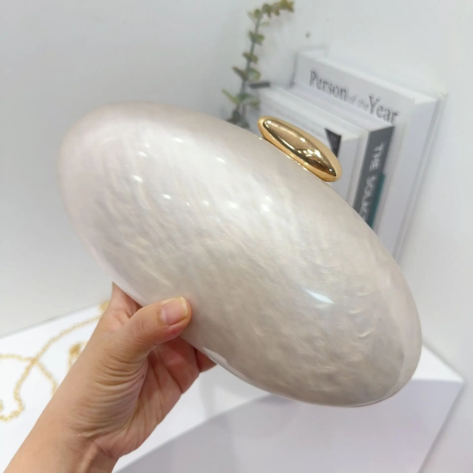 

Female Fashionable Acrylic Summer Evening Handbag Shell Egg Shape Single Shoulder Purse Unique Wedding Lady Pro Crossbody Bag