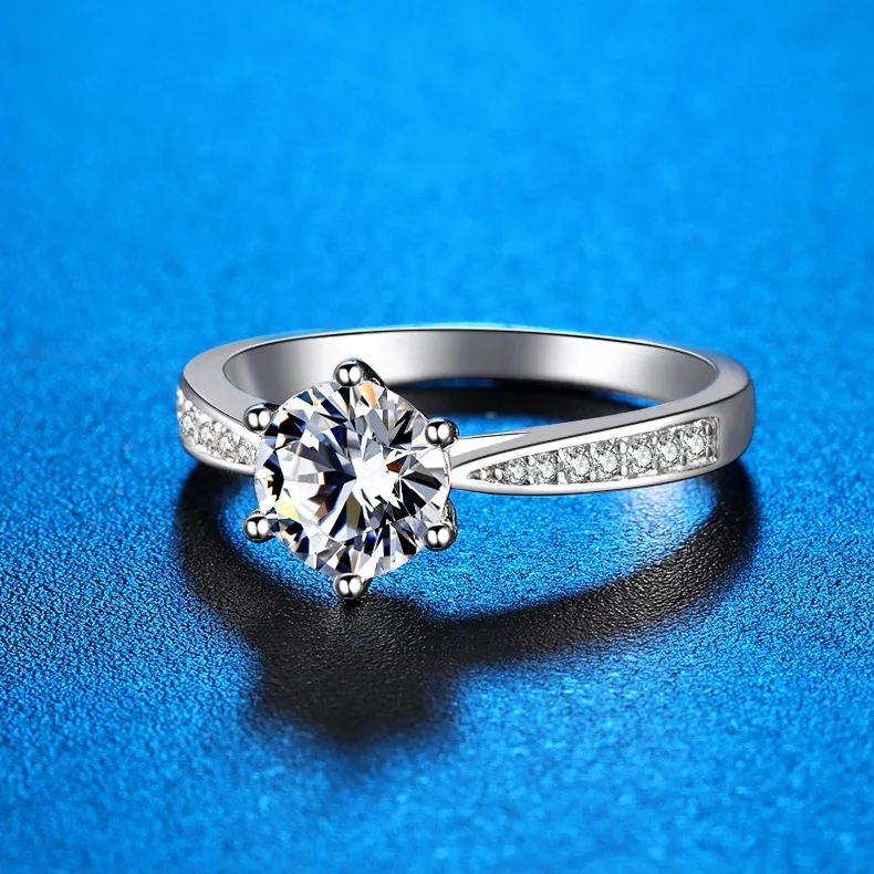 Women's Classic 6-Claw Ring PT950 Platinum 3CT Moissanite Crown Design 360° Light Transmission Brilliant Transparency Gift