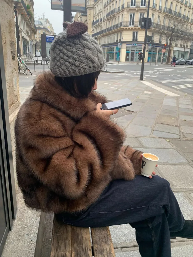 

Пальто на подкладке из искусственного меха, женское милое бабушкиное пальто для мамы, окрашенная в шерсть, уличная одежда, водолазка, манжеты, шиншилла, край, замша, нежная