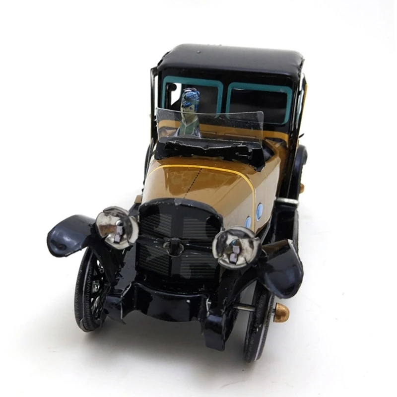 F19F Mini Vintage Wind-up Toy Toy Spanish Car Fine Tinplate Party Supplies Clockwork Toy Agricultural Machinery