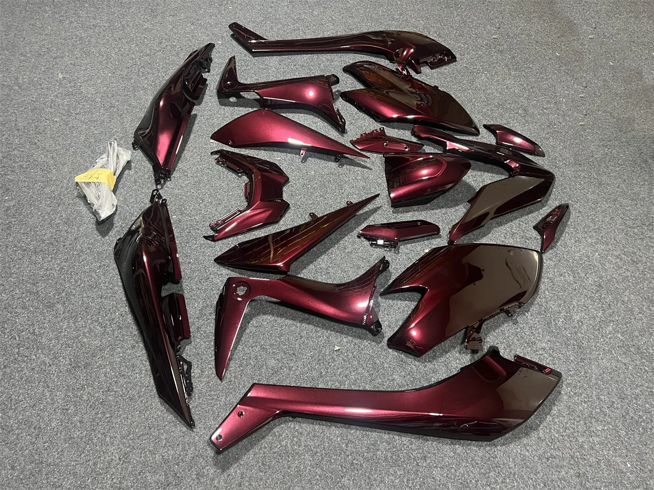 The motorcycle fairing is suitable for the TMAX530 2017 2018 2019 530 17 18 19 body fairing red motorcycle housing